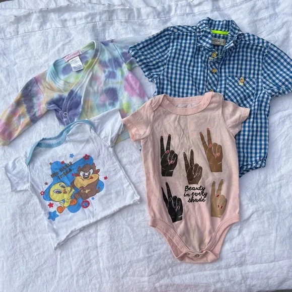 Mixed Lot of Assorted Baby Clothes (10) - Picture 6 of 8